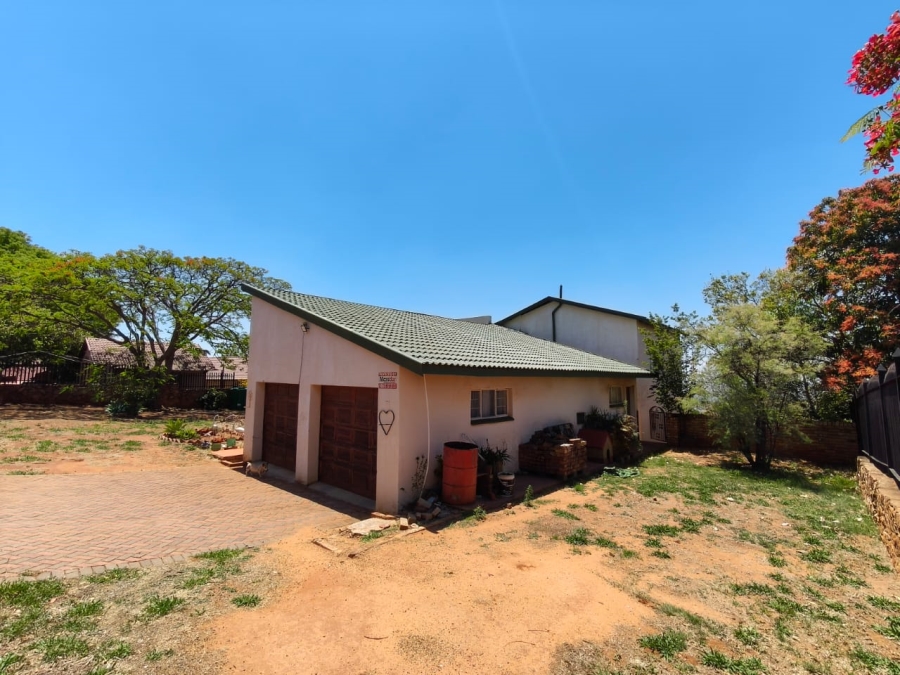 5 Bedroom Property for Sale in Cashan North West